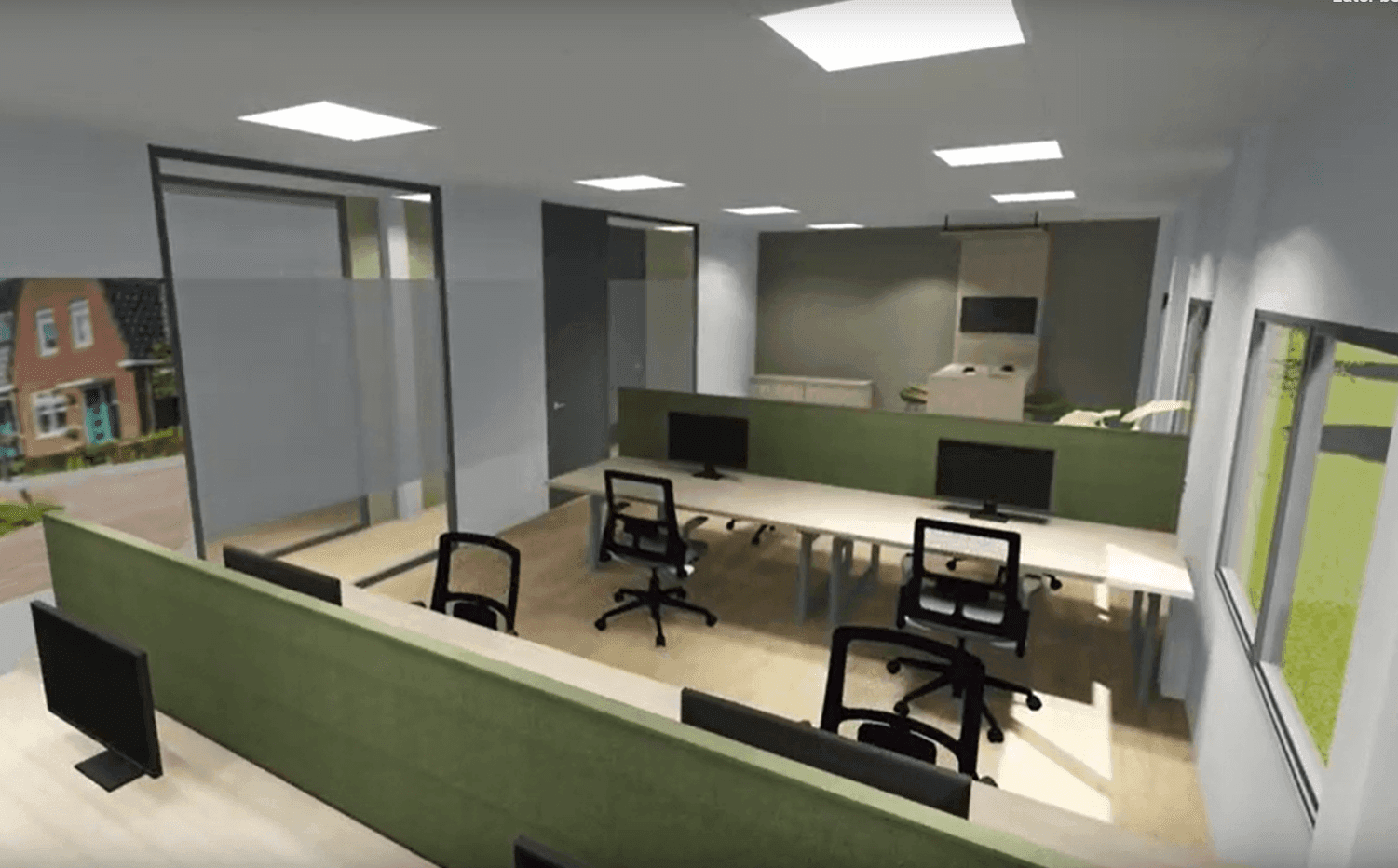 Een kantoorruimte met daarin duobureaus met in het midden groene, akoestische schermen en glazen wanden aan de zijkant. 